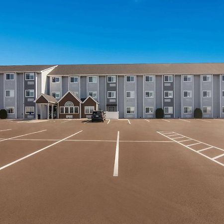 Sleep Inn & Suites Clarion, Pa Near I-80 מראה חיצוני תמונה