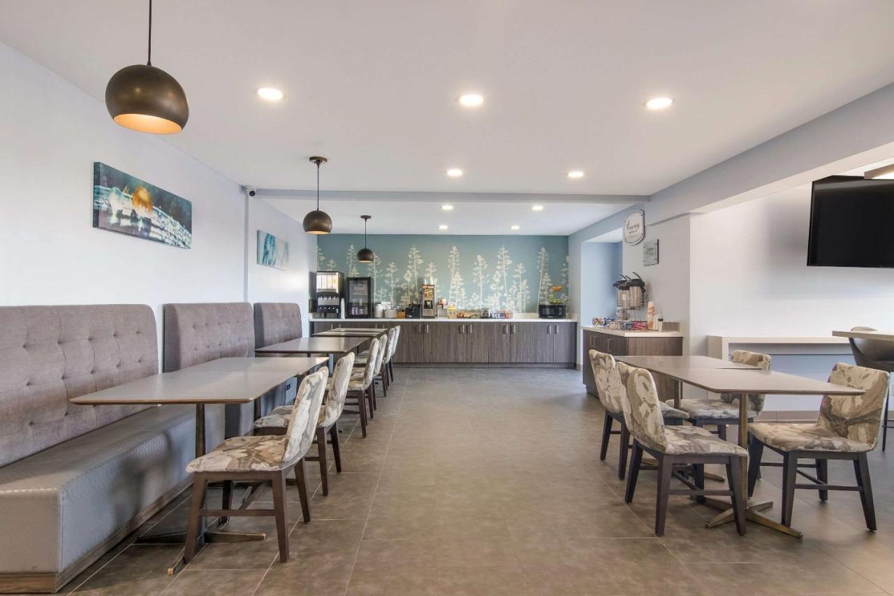 Sleep Inn & Suites Clarion, Pa Near I-80 מראה חיצוני תמונה